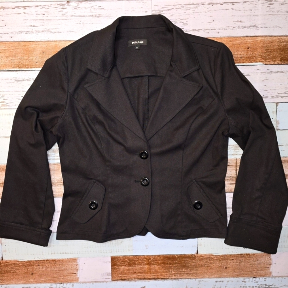 MIKANE Black Blazer